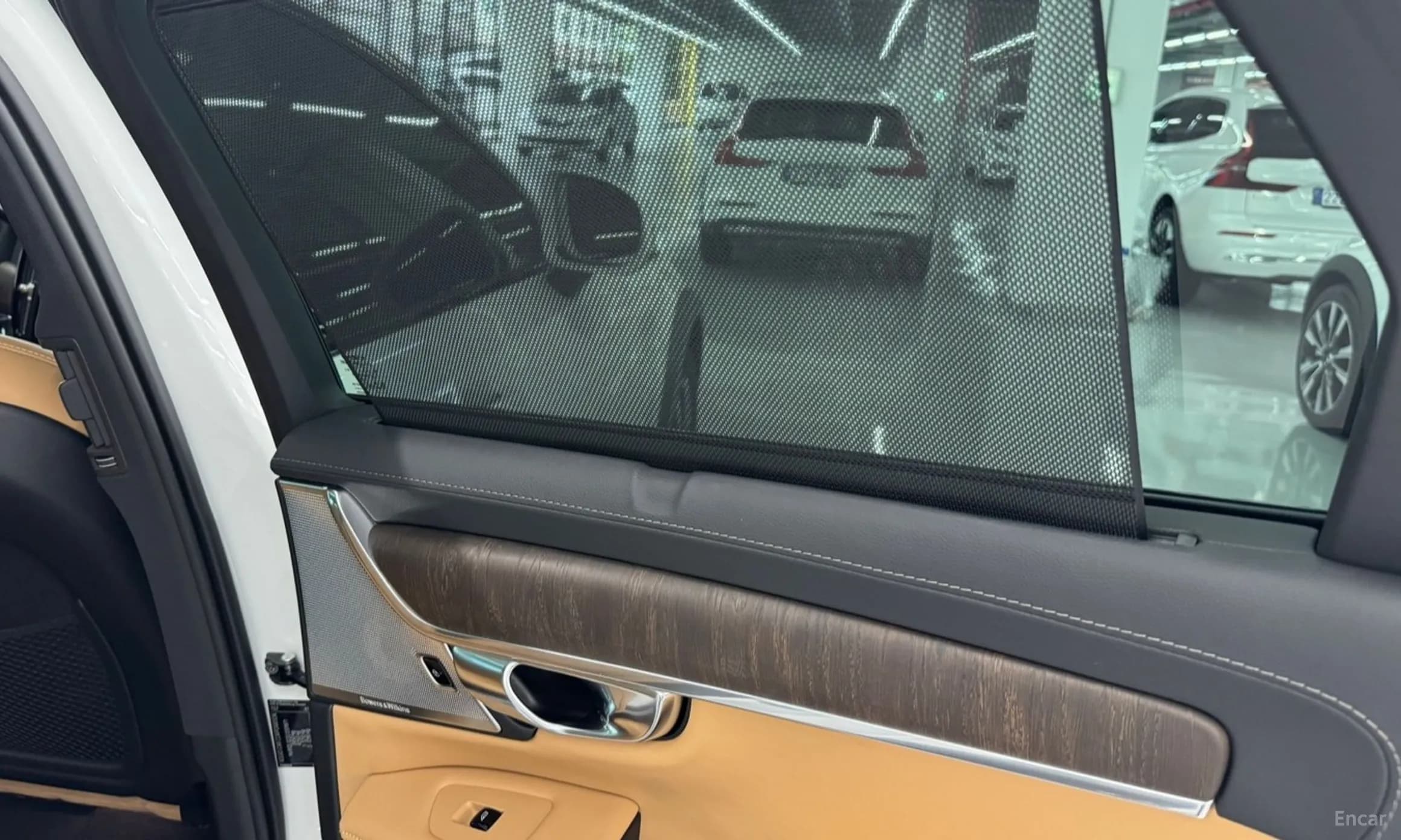 V90 Cross Country