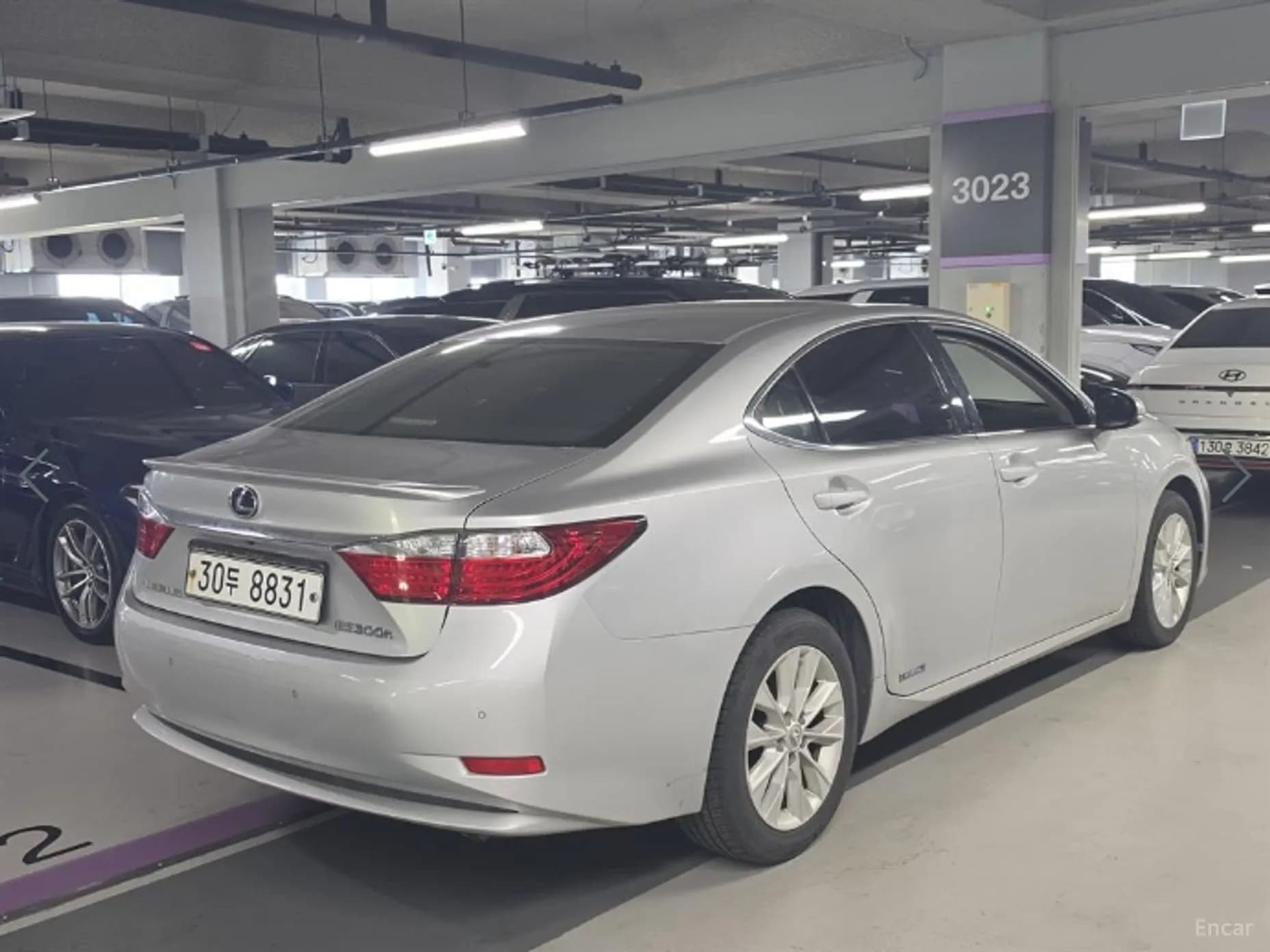 New ES300h