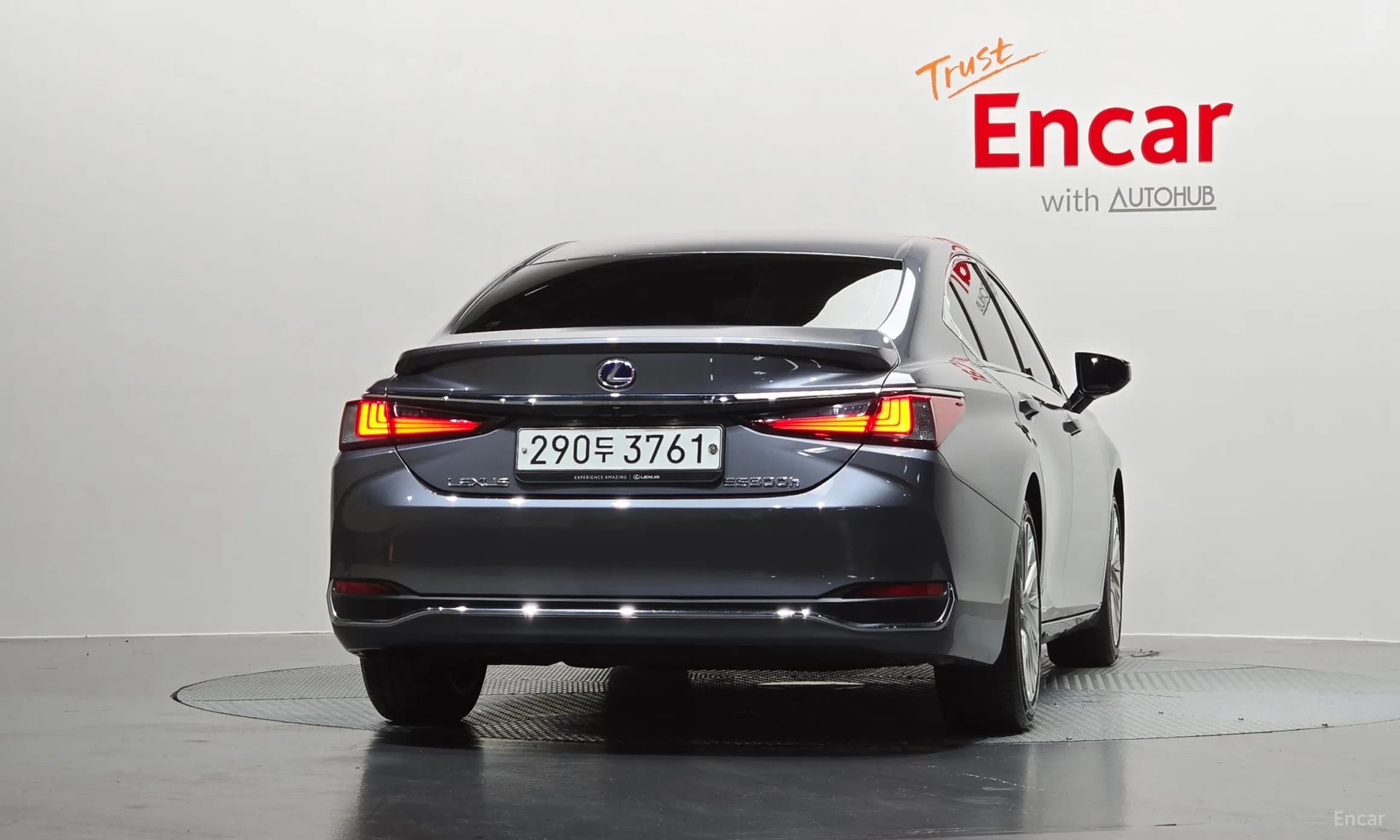 ES300h 7th Generation