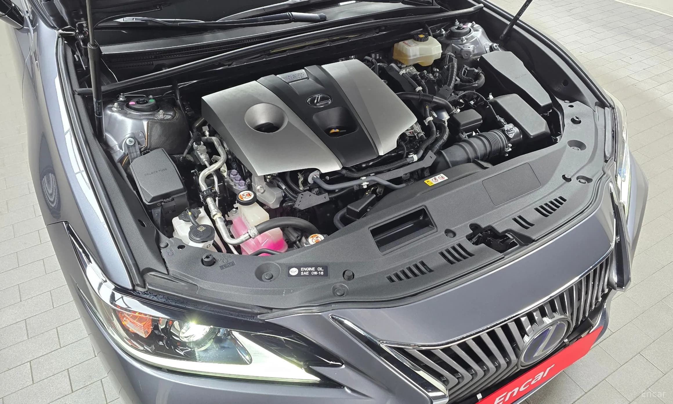 ES300h 7th Generation