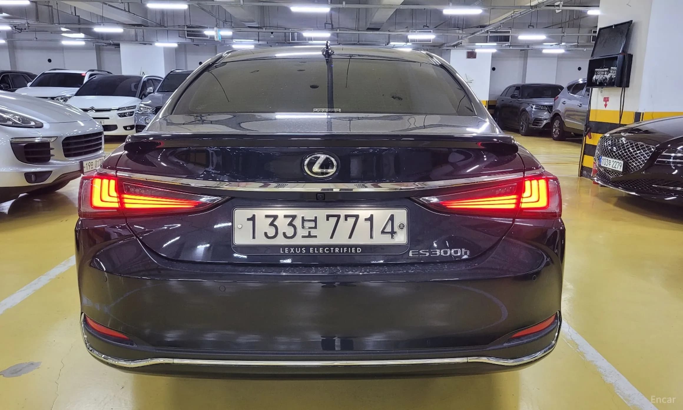 ES300h 7th Generation