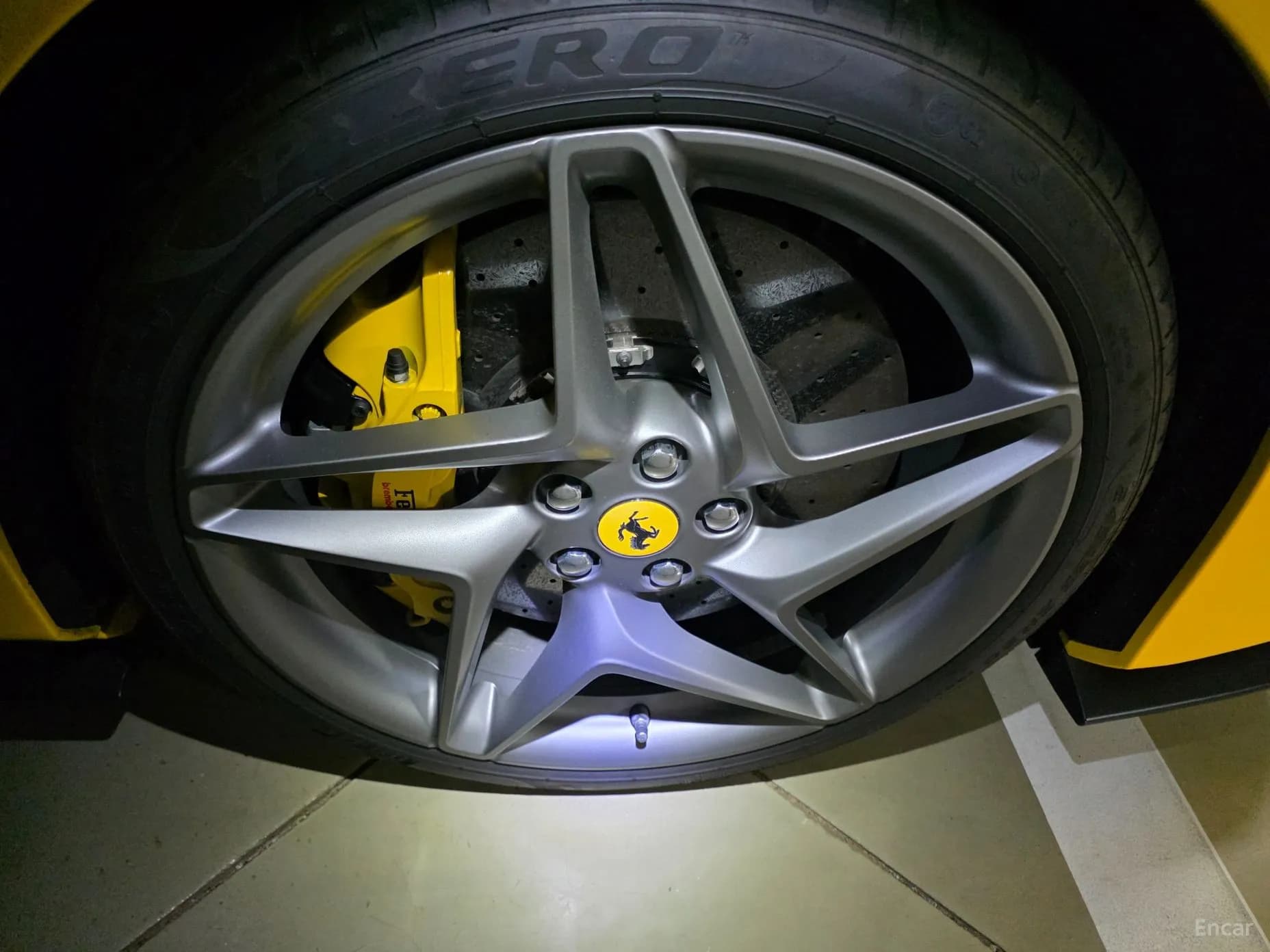 F8 Spider