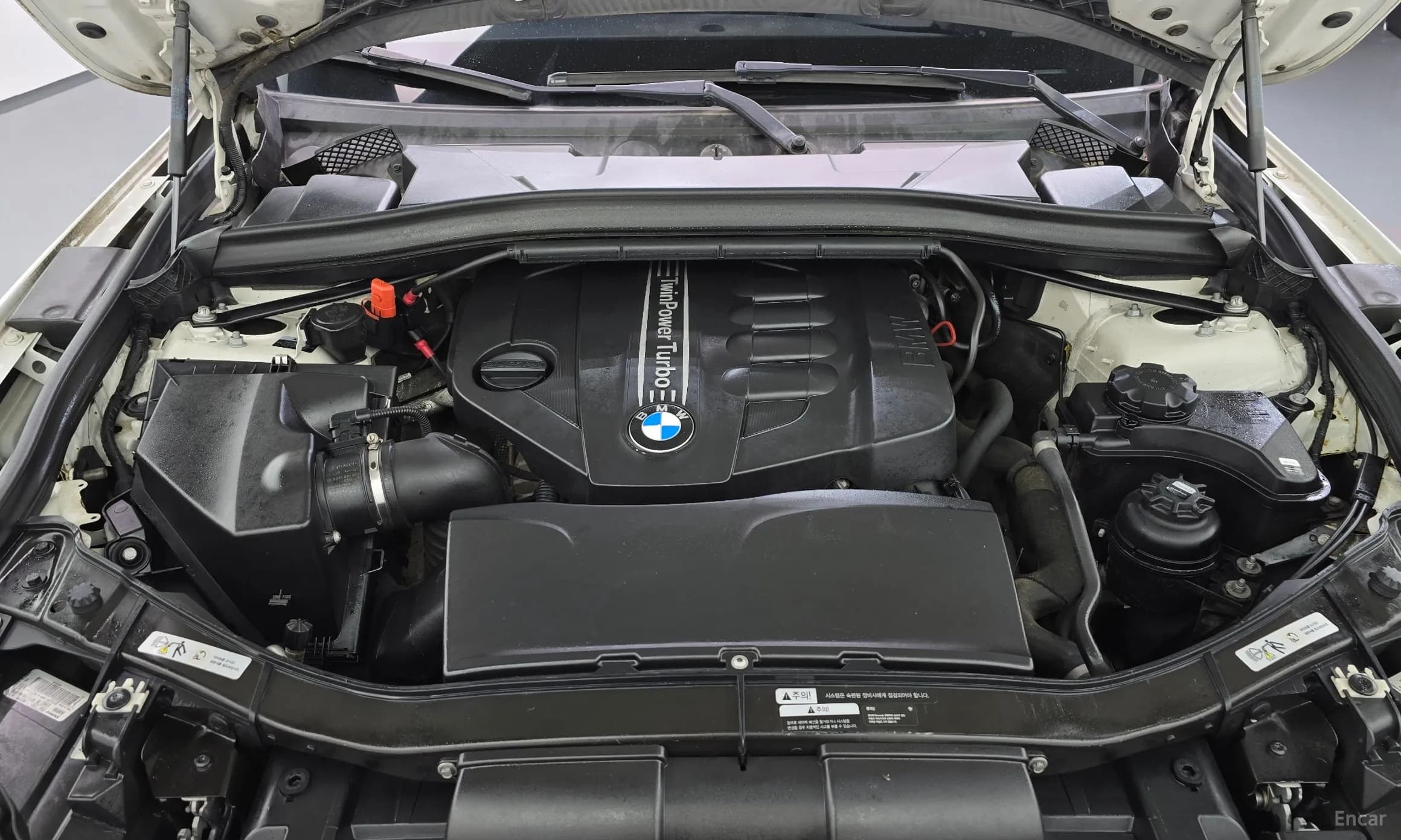 X1 (E84)