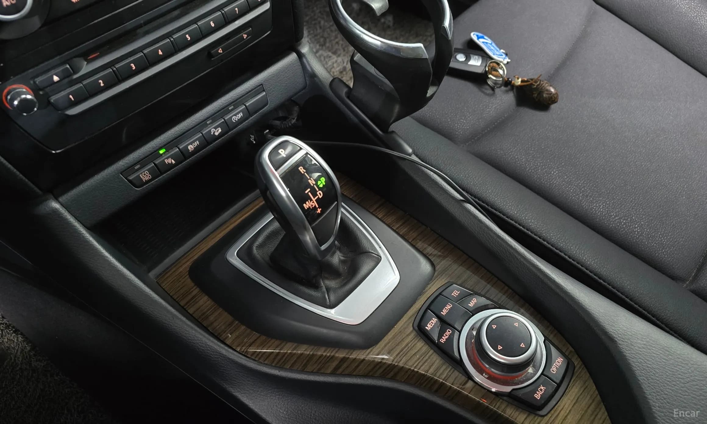 X1 (E84)