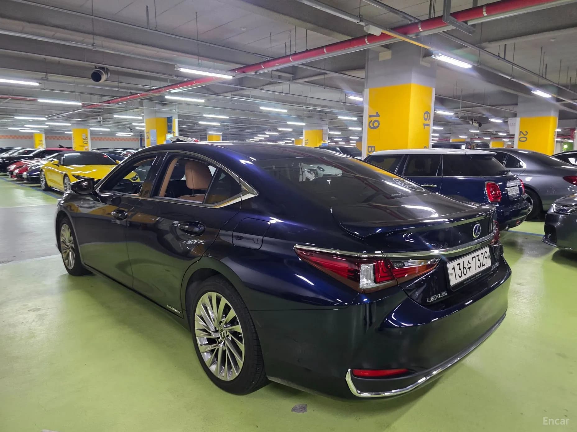 ES300h 7th Generation