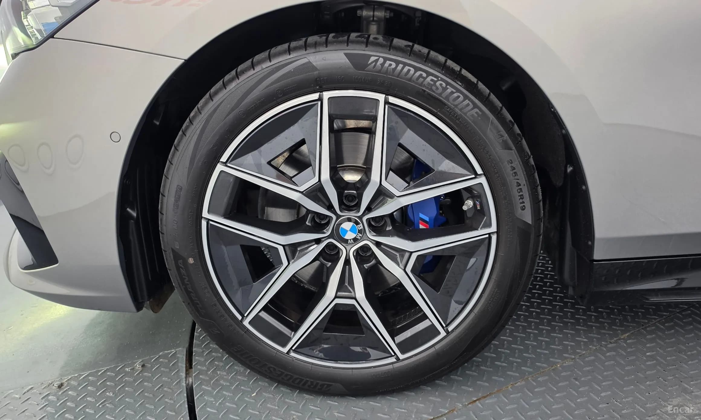 5 Series (G60)
