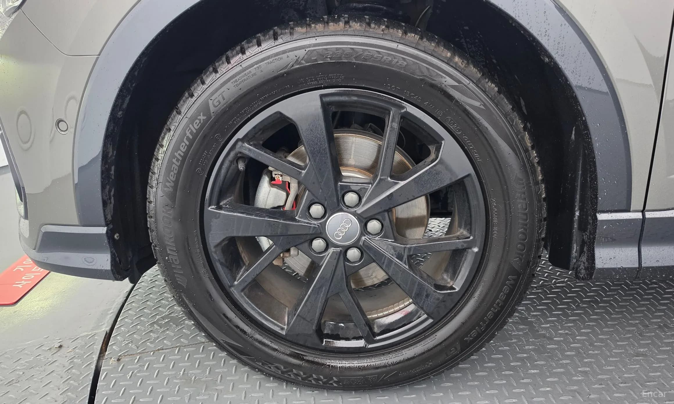 Q3 (F3)