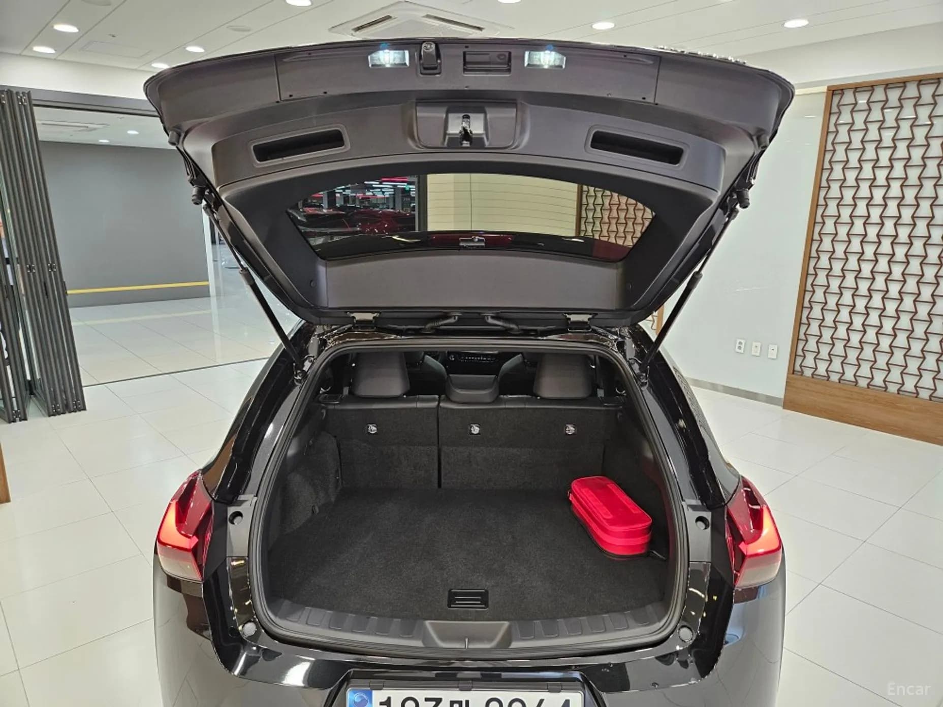 UX300h