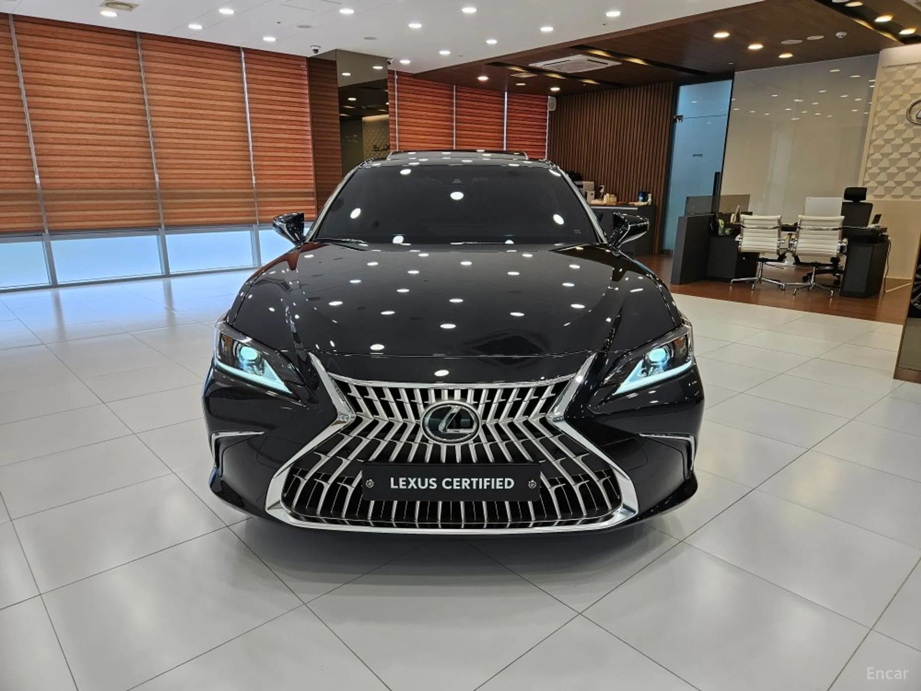 ES300h 7th Generation
