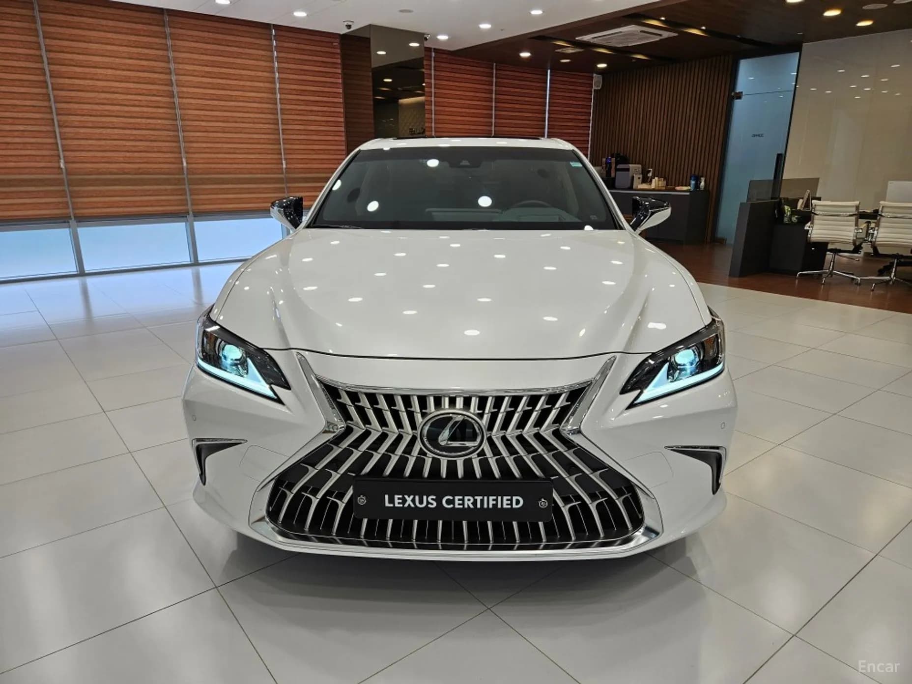 ES300h 7th Generation