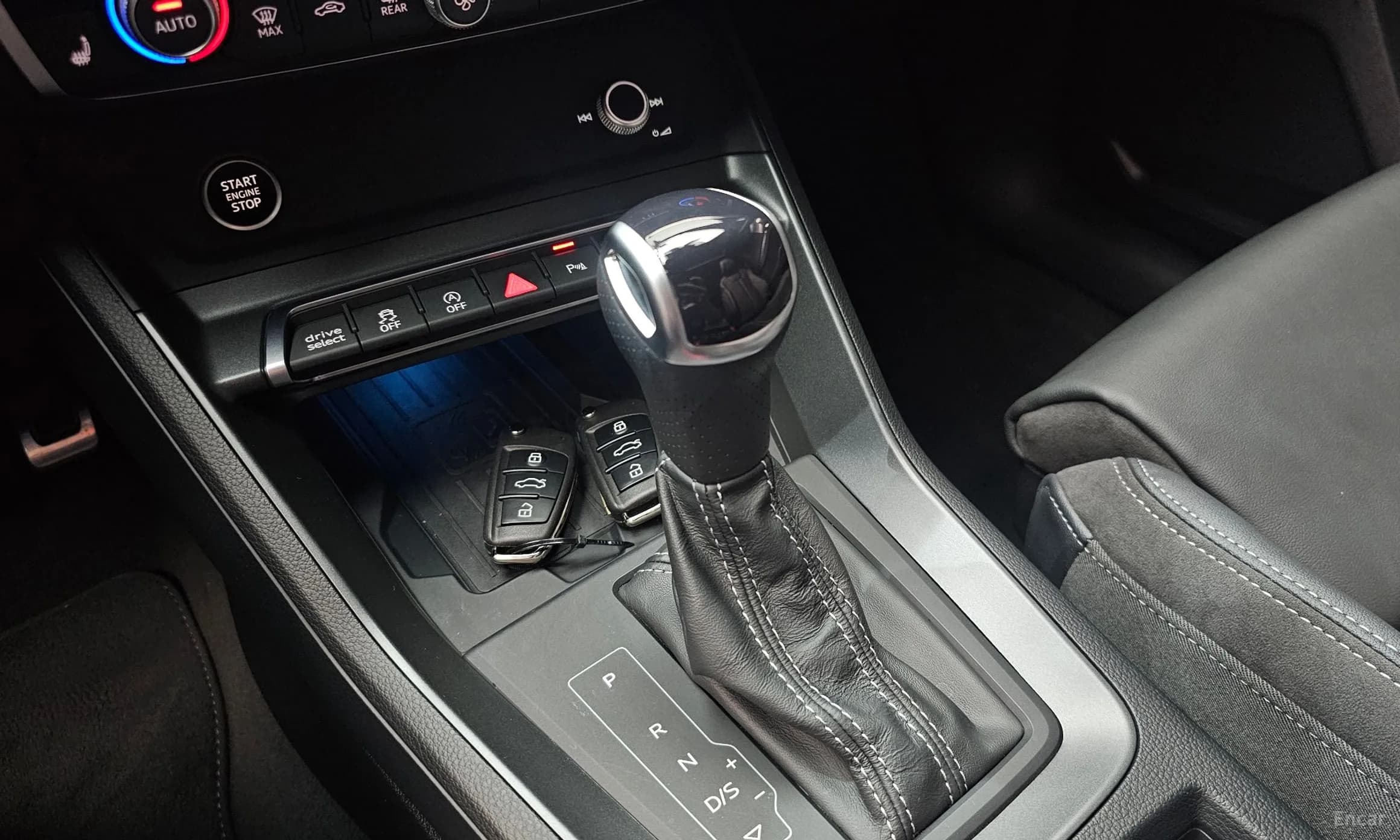 Q3 (F3)