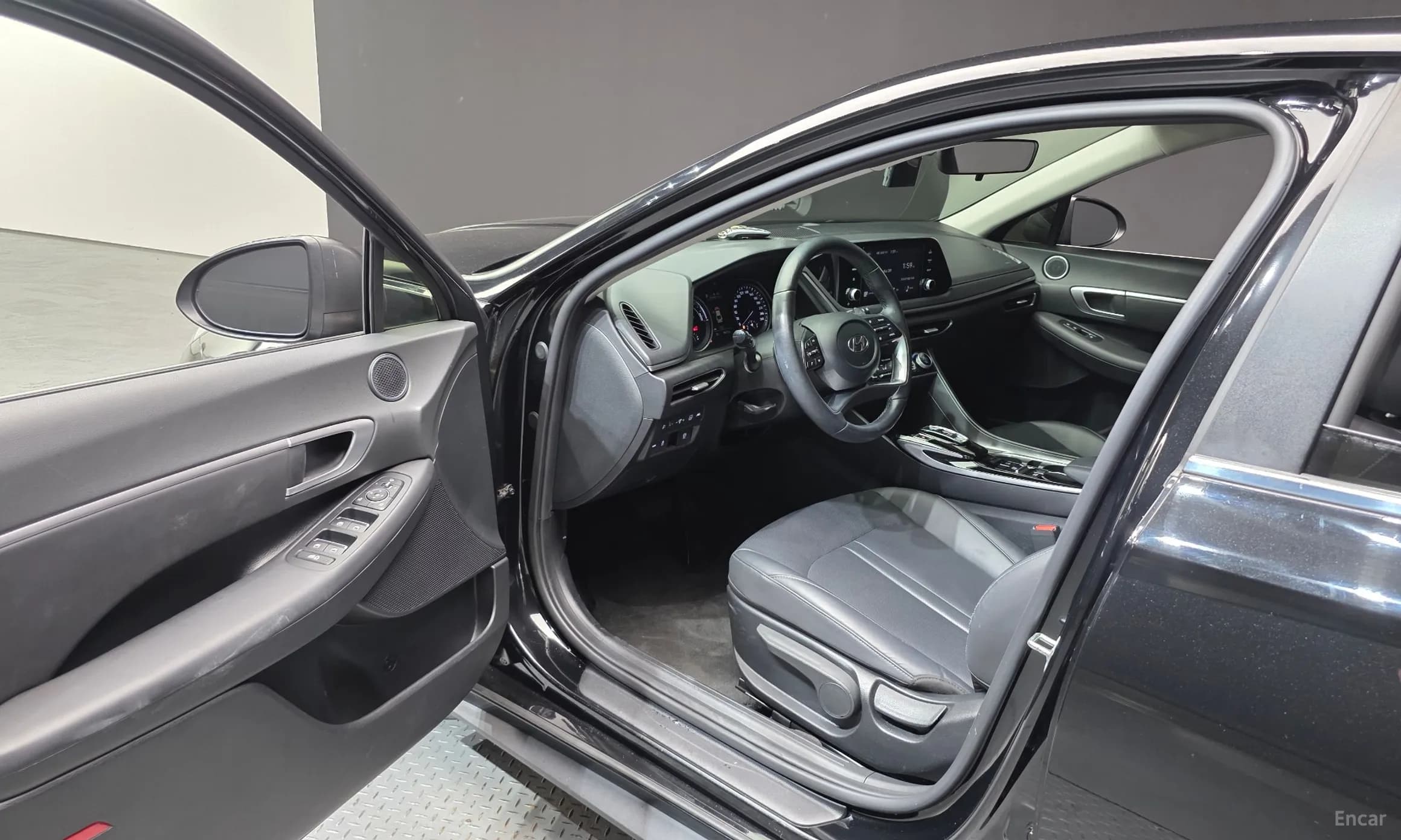 Sonata Hybrid (DN8)
