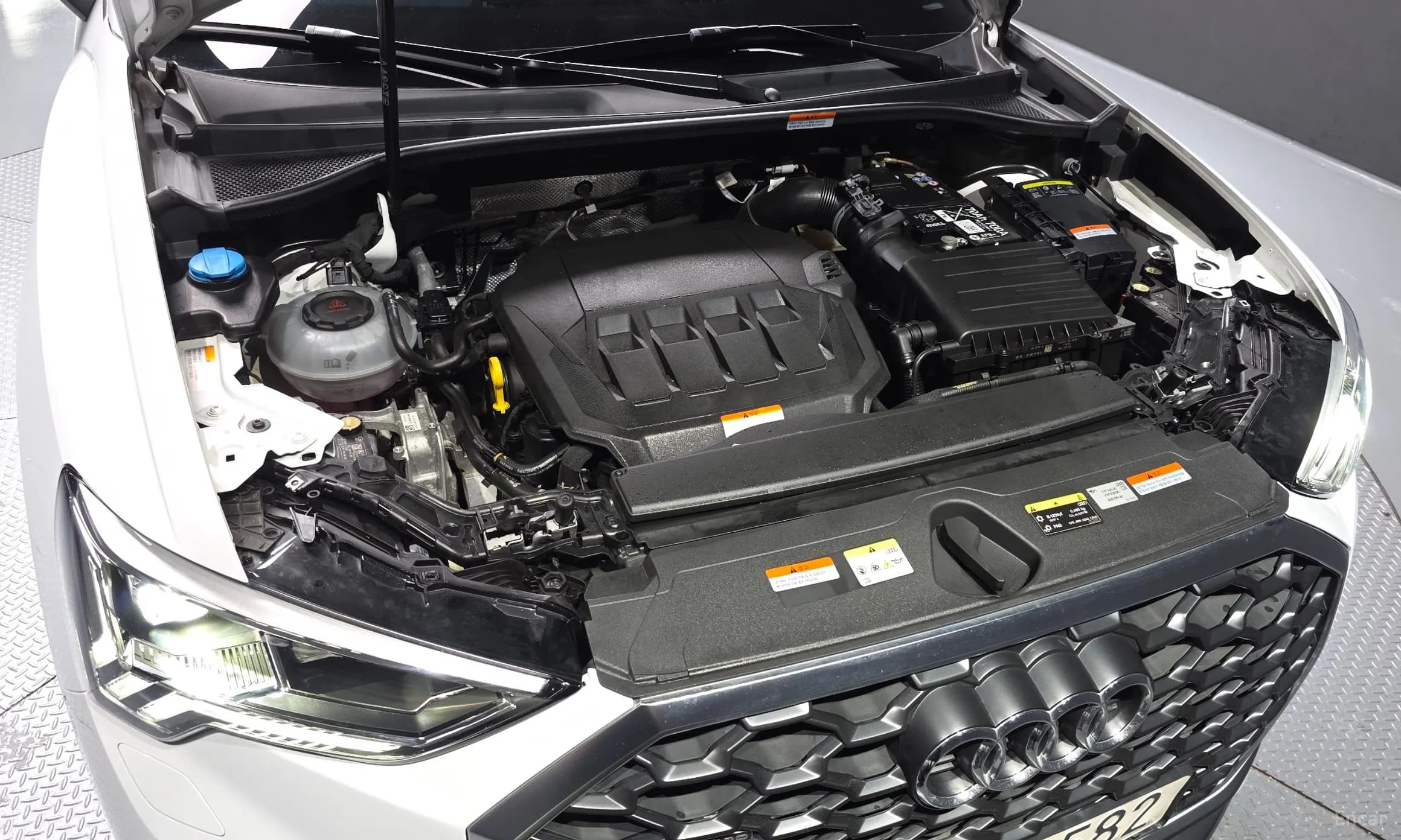 Q3 (F3)