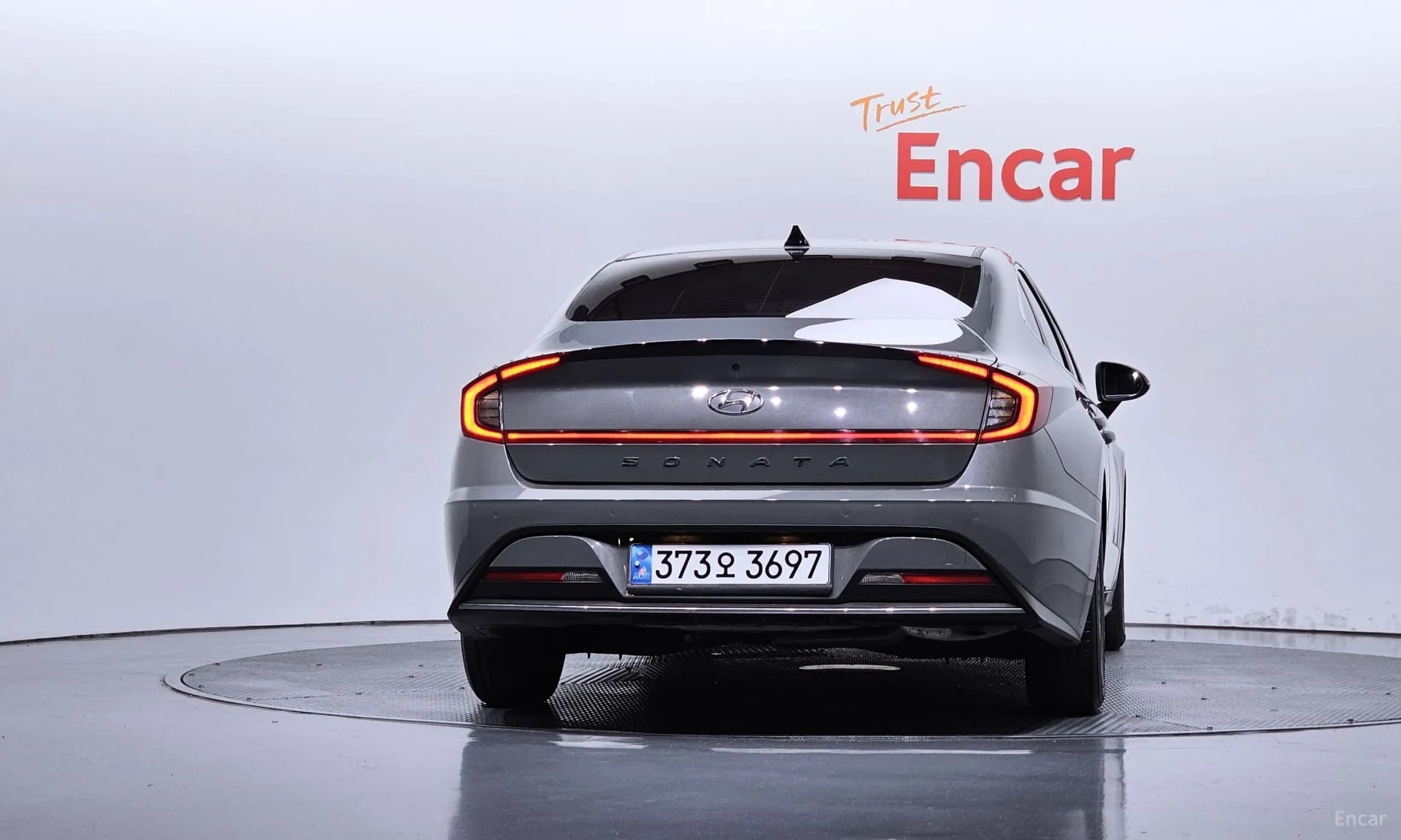 Sonata Hybrid (DN8)