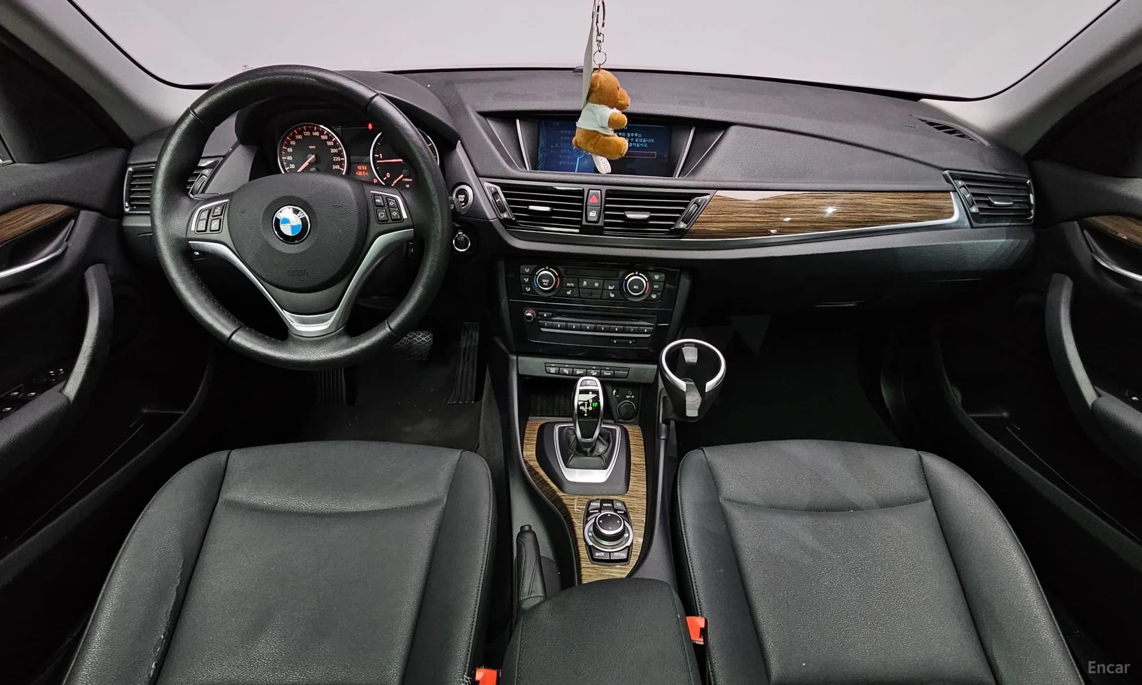 X1 (E84)