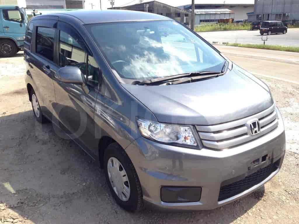 Honda Freed Spike 2