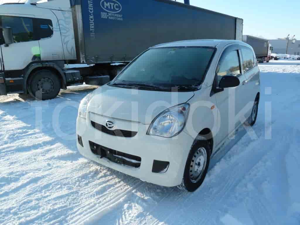 Daihatsu Mira 10