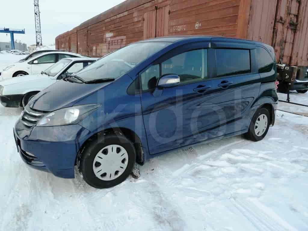 Honda Freed 1
