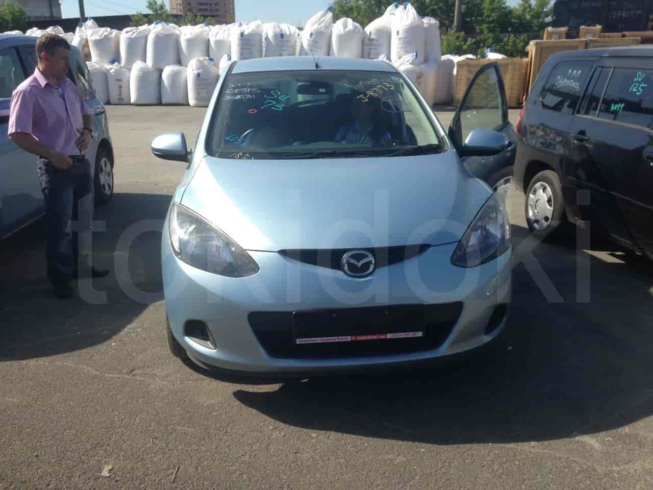 Mazda Demio 4
