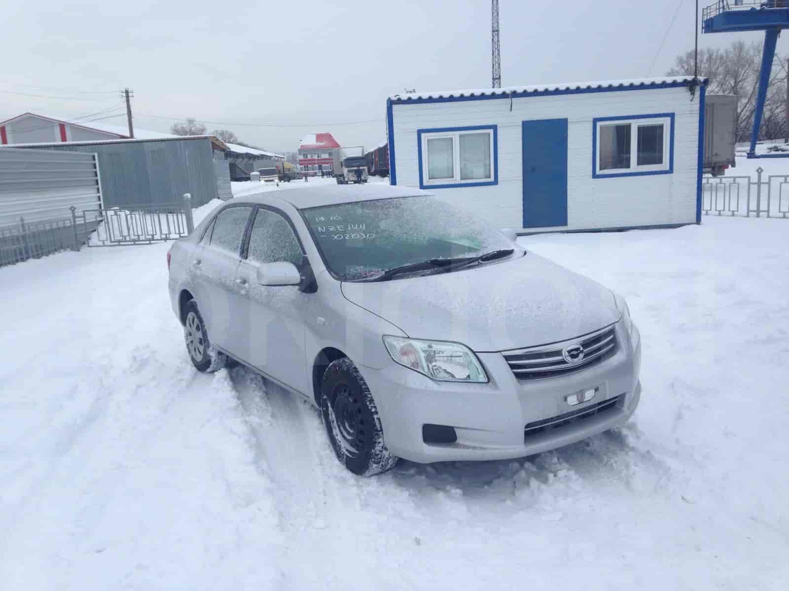 Toyota Corolla Axio 4
