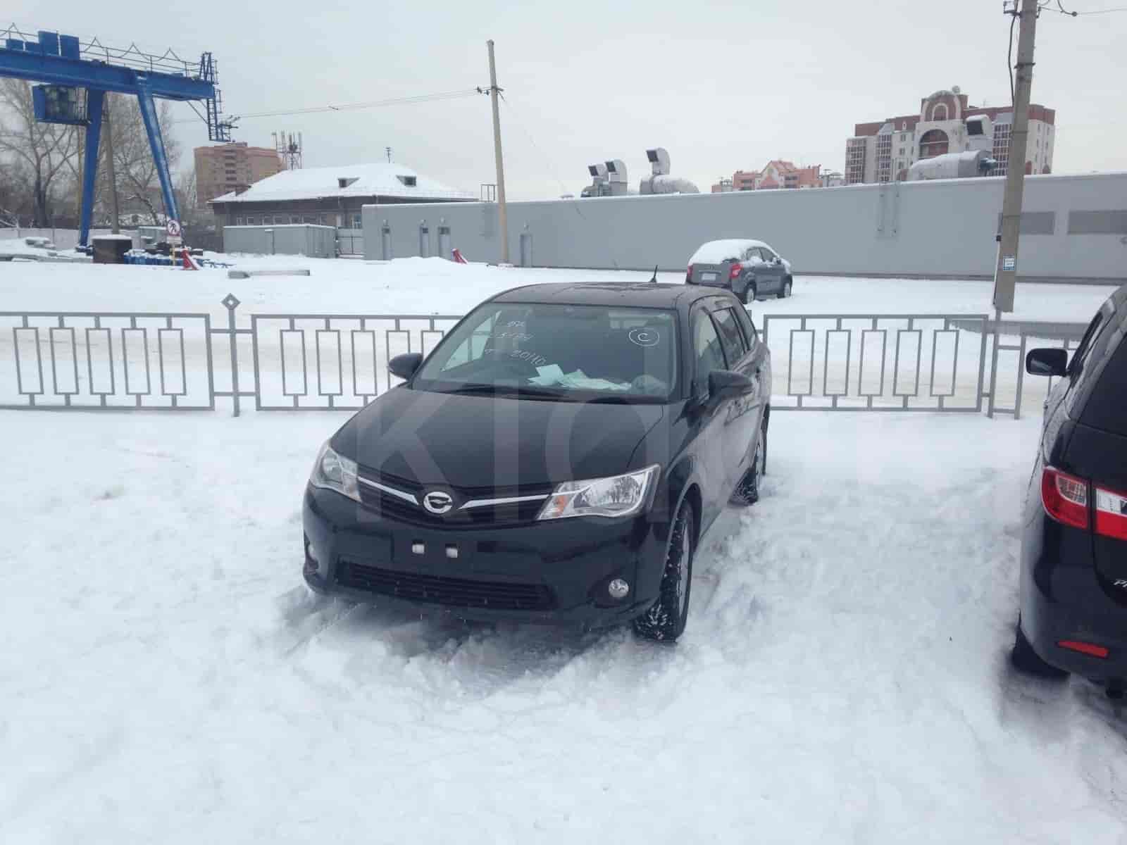 Toyota Corolla Fielder 9