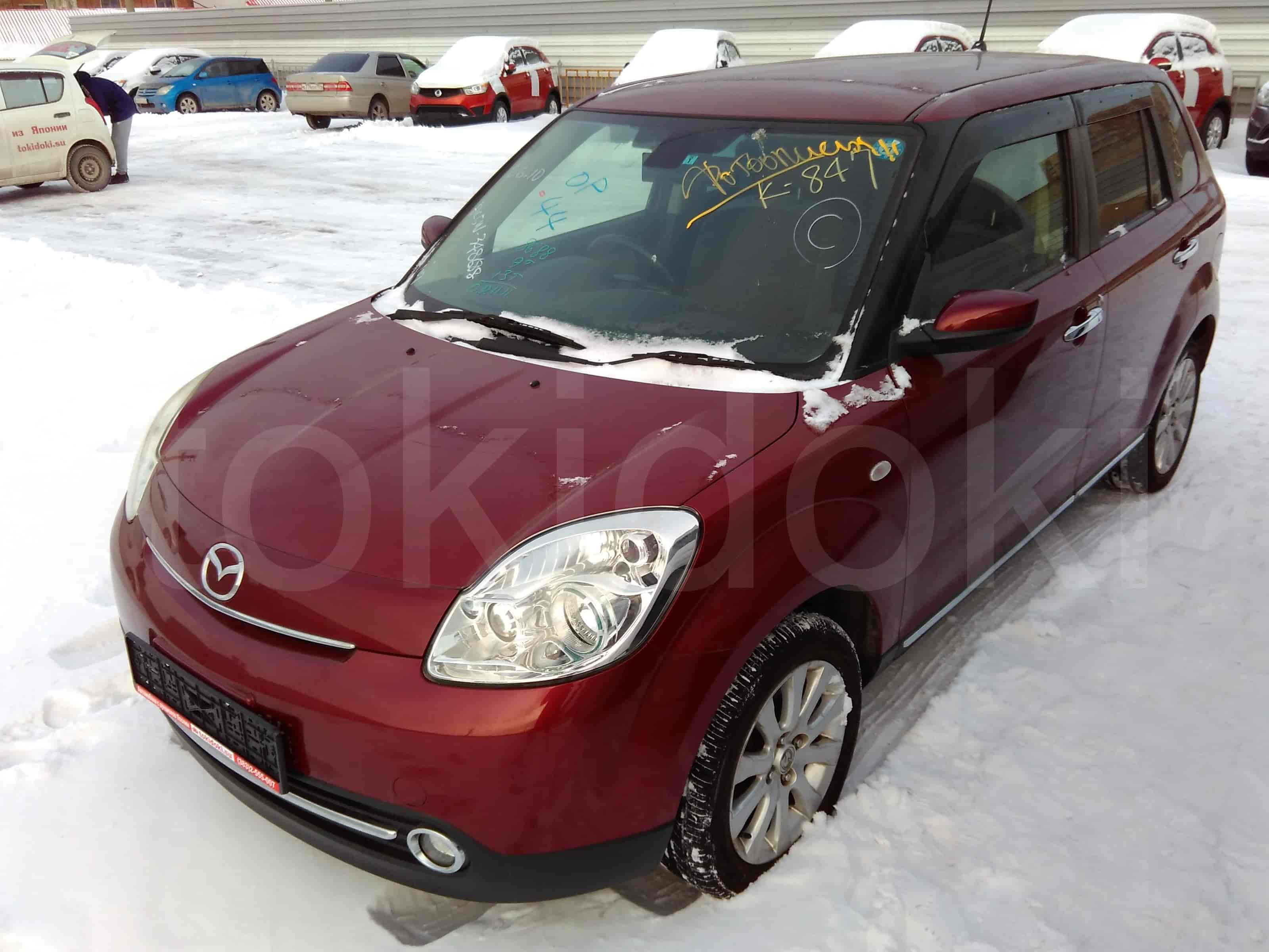 Mazda Verisa 1