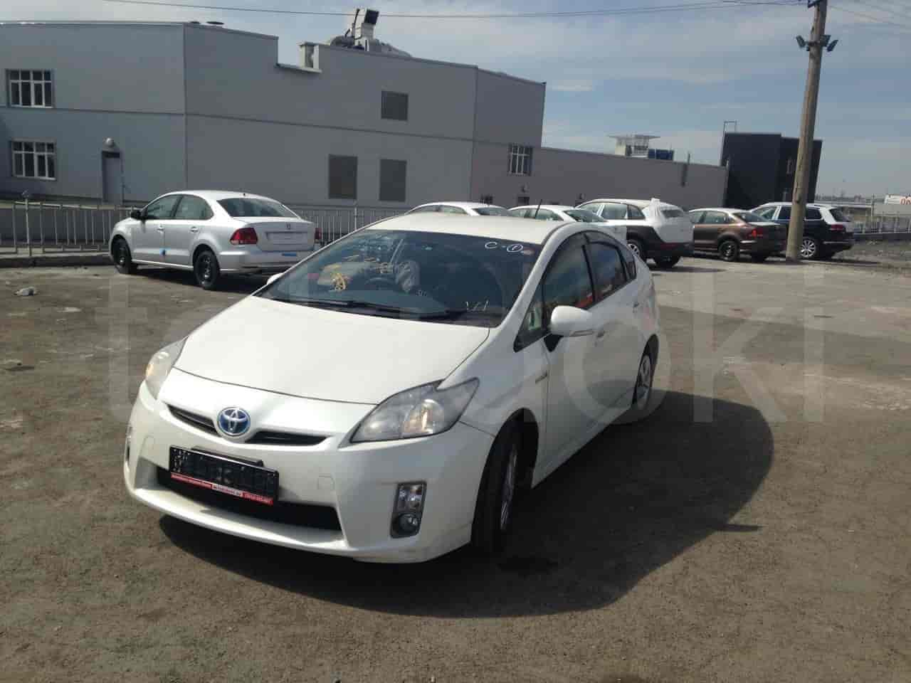 Toyota Prius 16