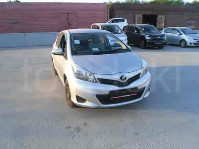Toyota Vitz 4