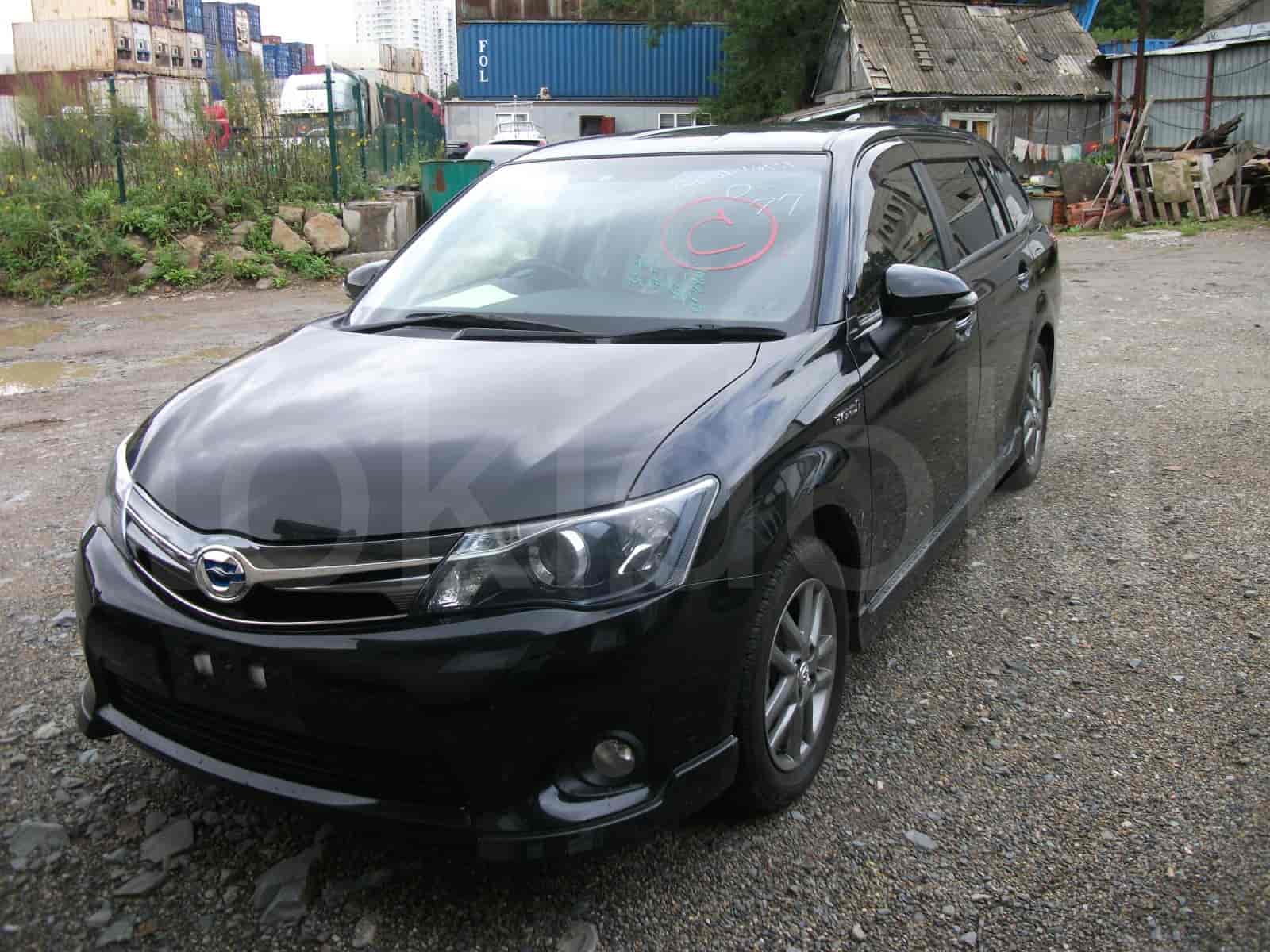 Toyota Corolla Fielder 10