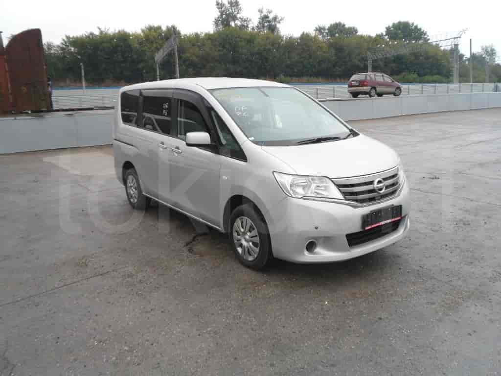 Nissan Serena 9