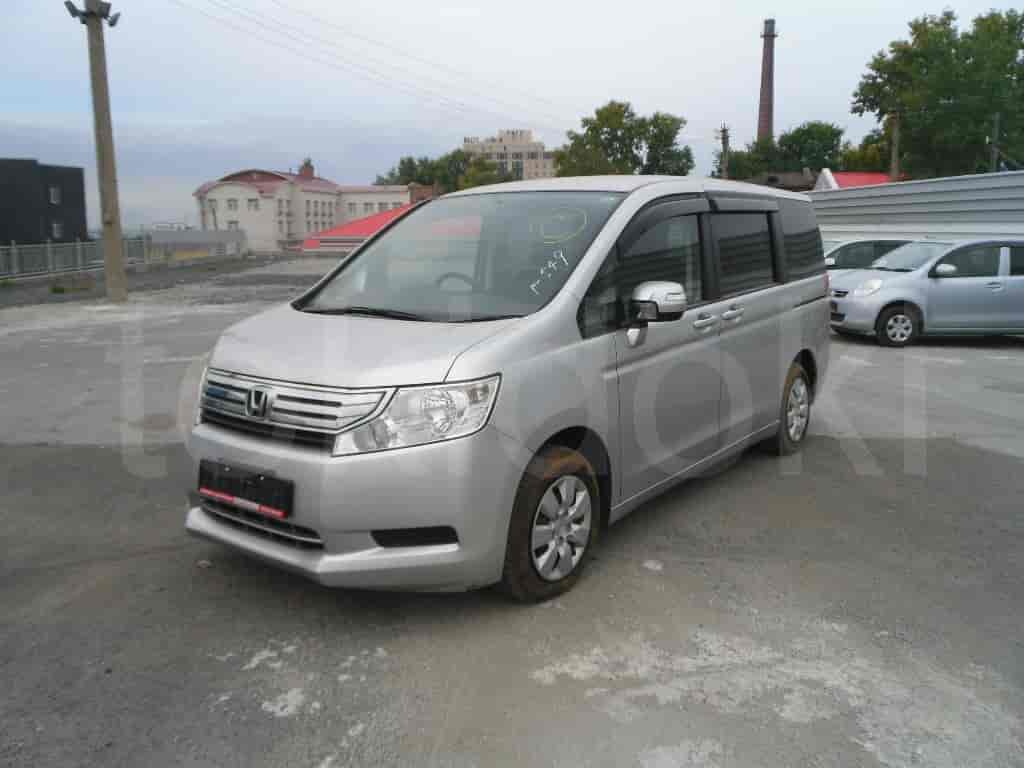 Honda Stepwgn 3