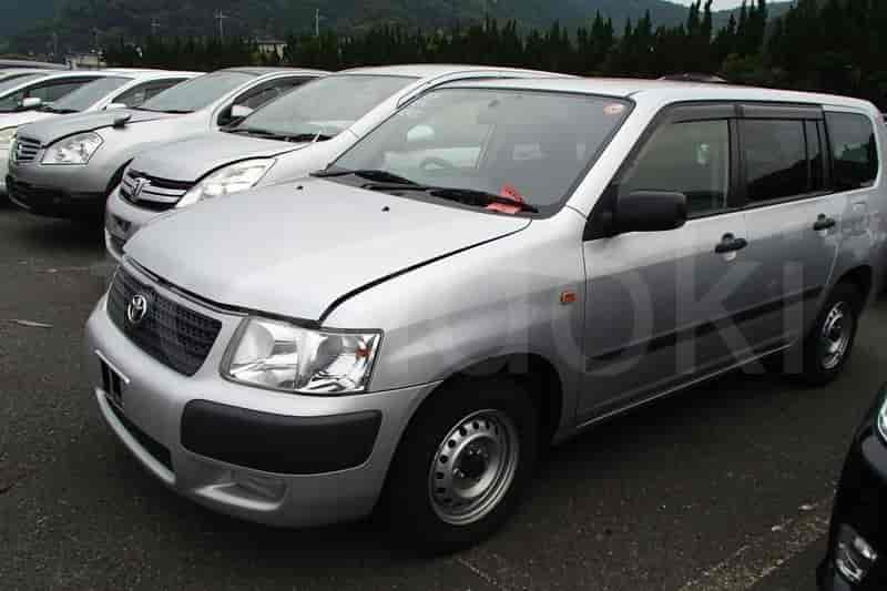 Toyota Succeed 4