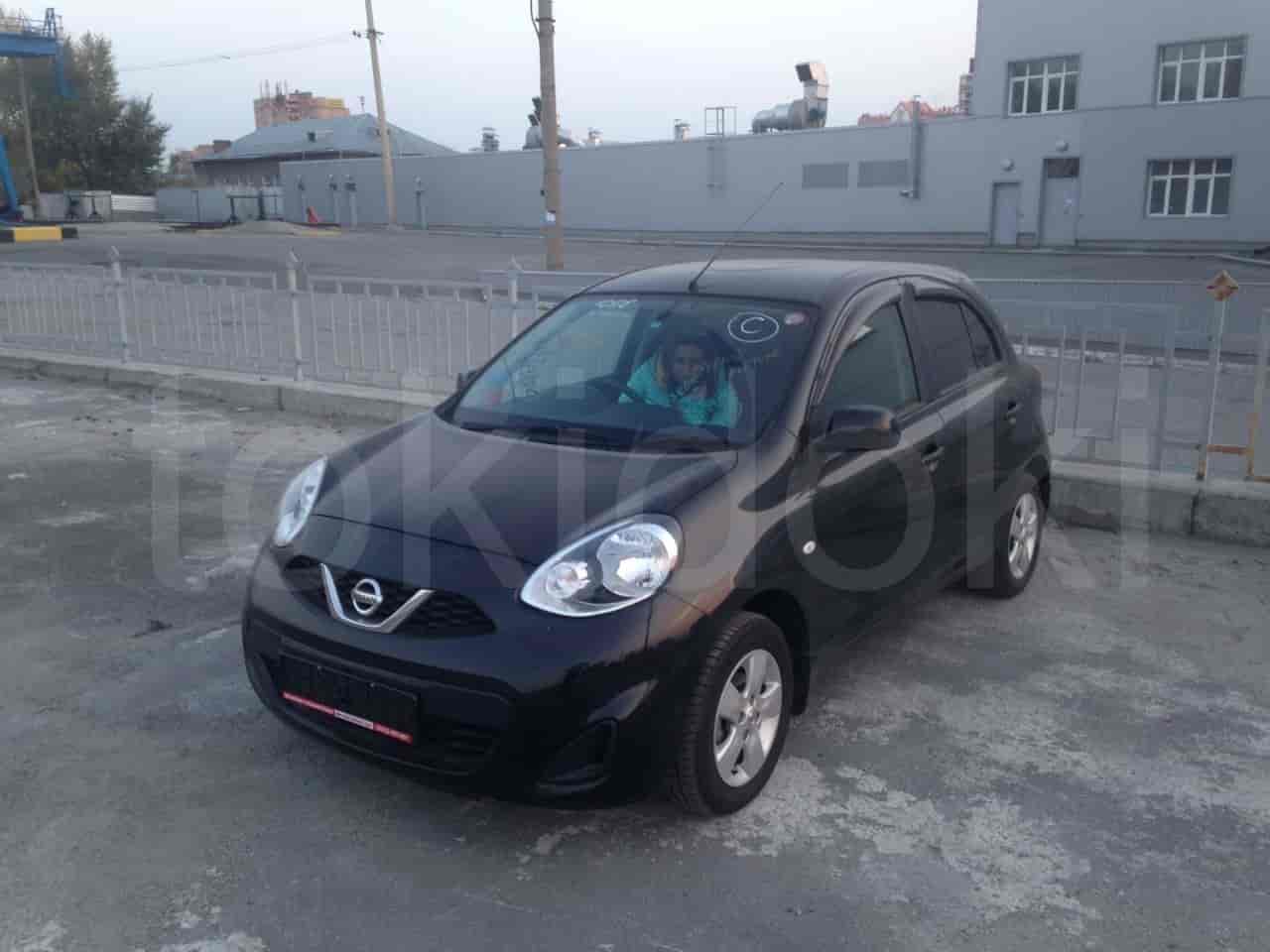 Nissan March 1