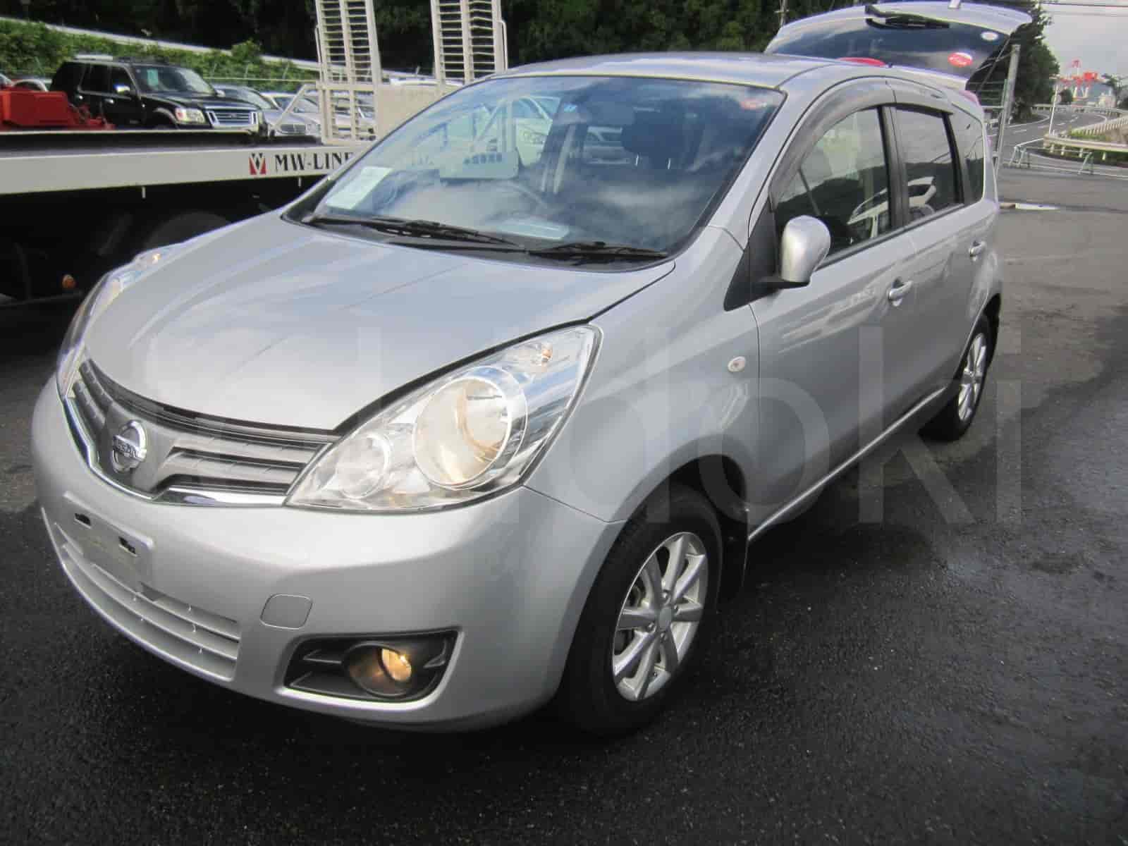 Nissan Note 7