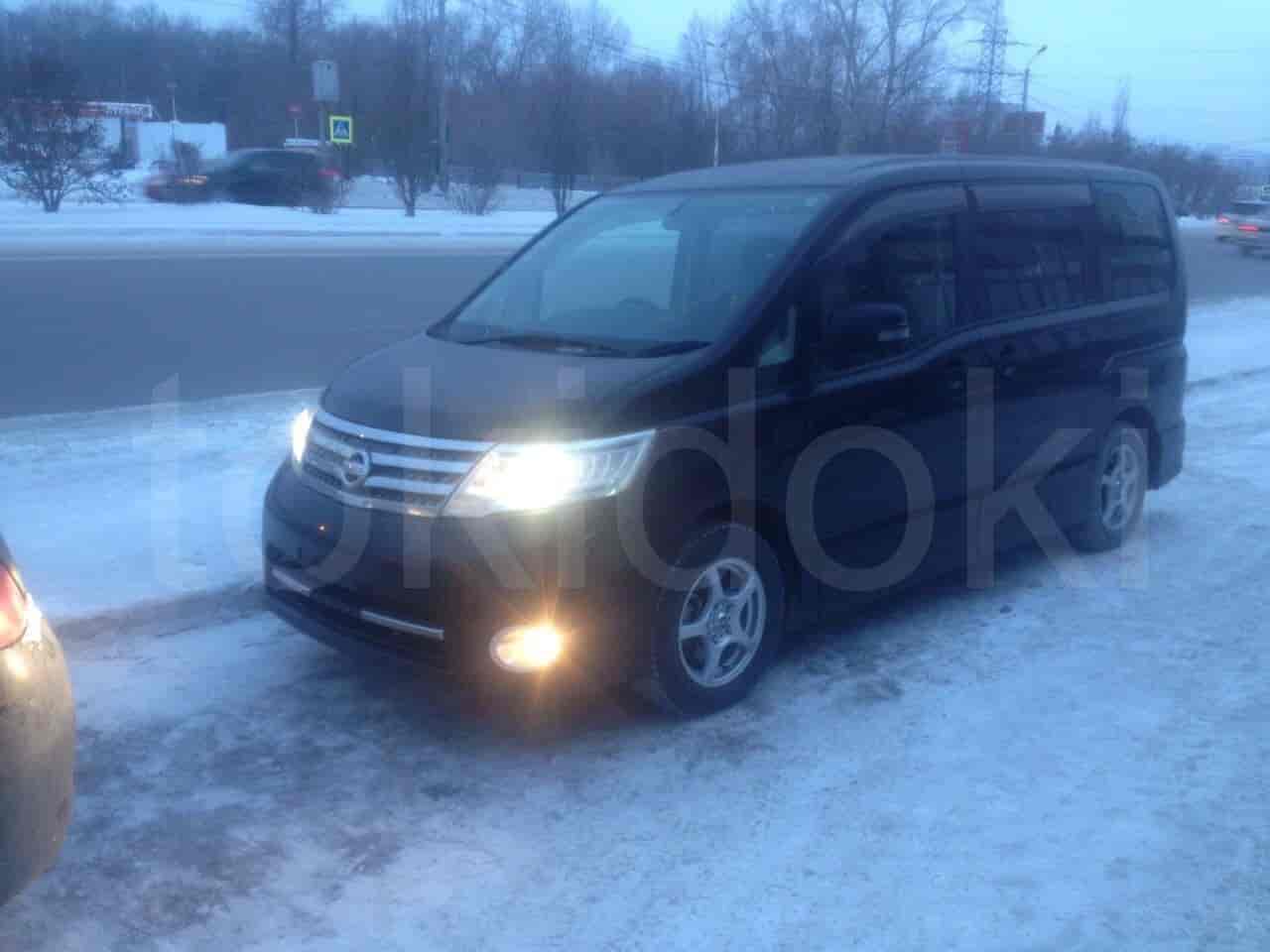 Nissan Serena 12