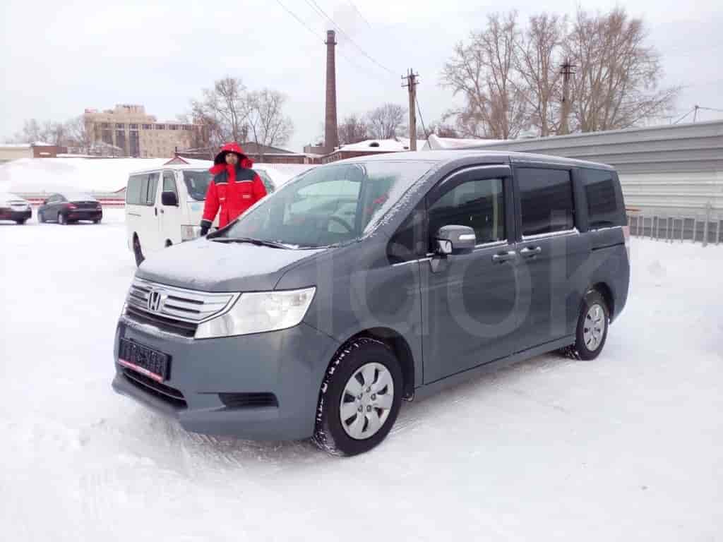 Honda Stepwgn 7