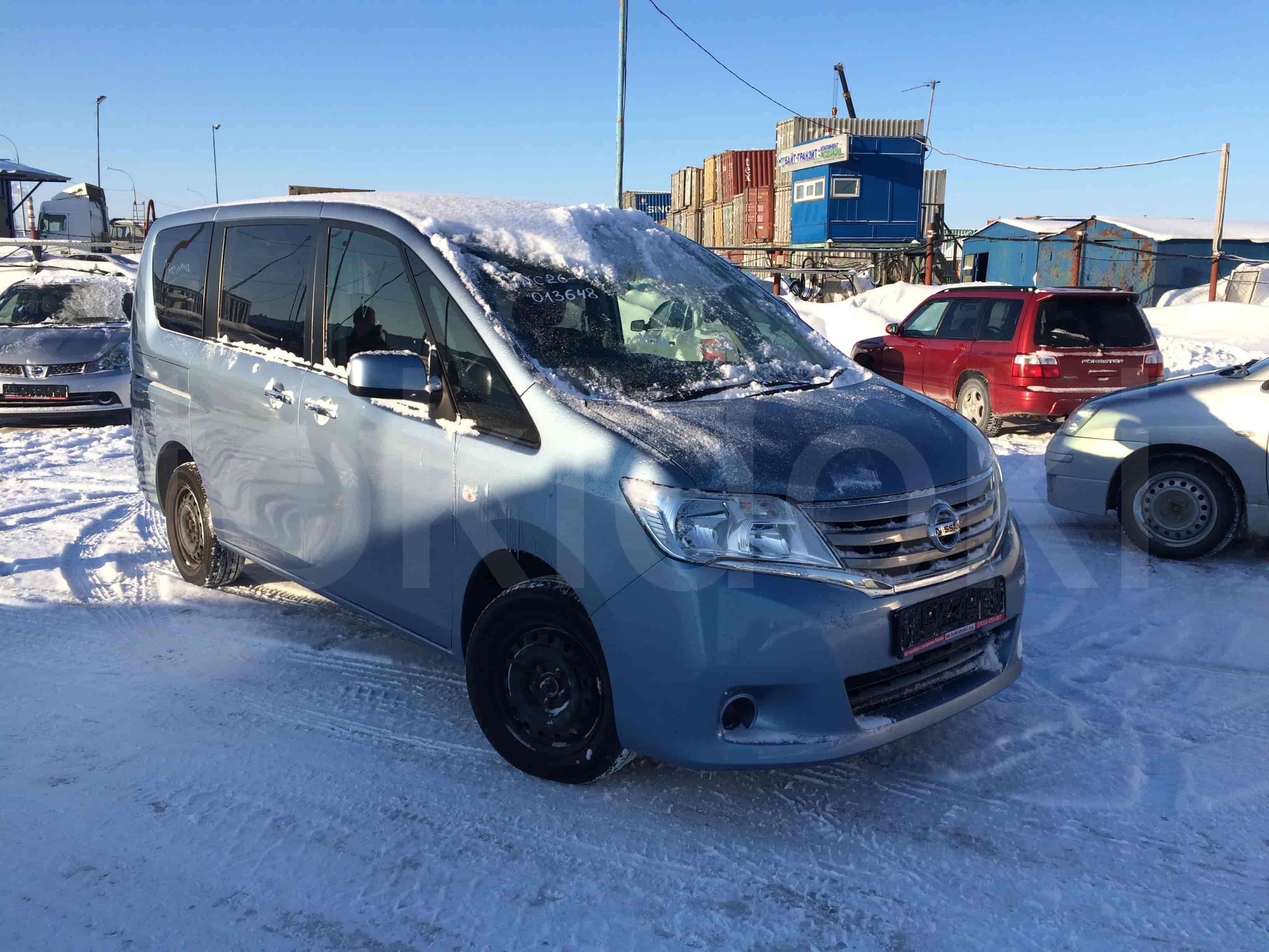 Nissan Serena 11