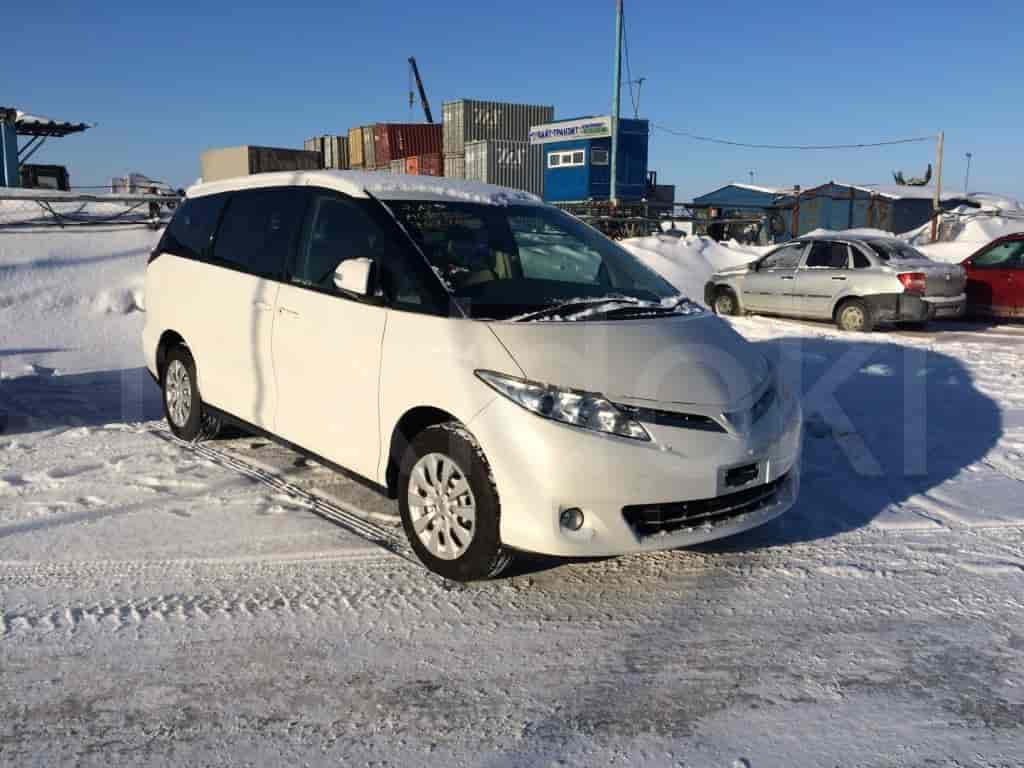 Toyota Estima 3