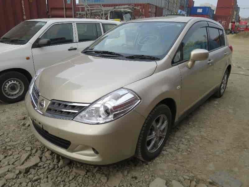 Nissan Tiida 2