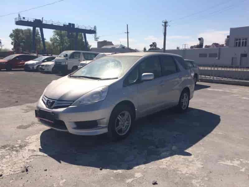 Honda Fit Shuttle 3
