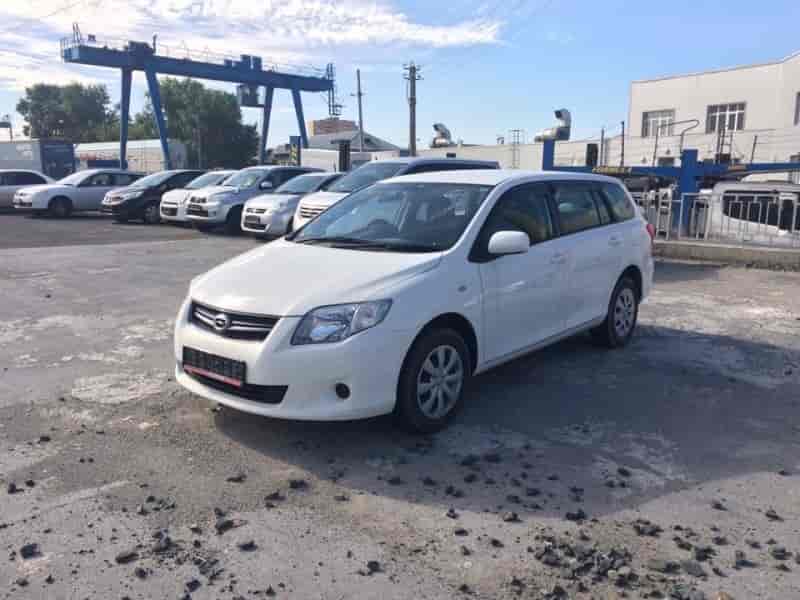 Toyota Corolla Fielder 18