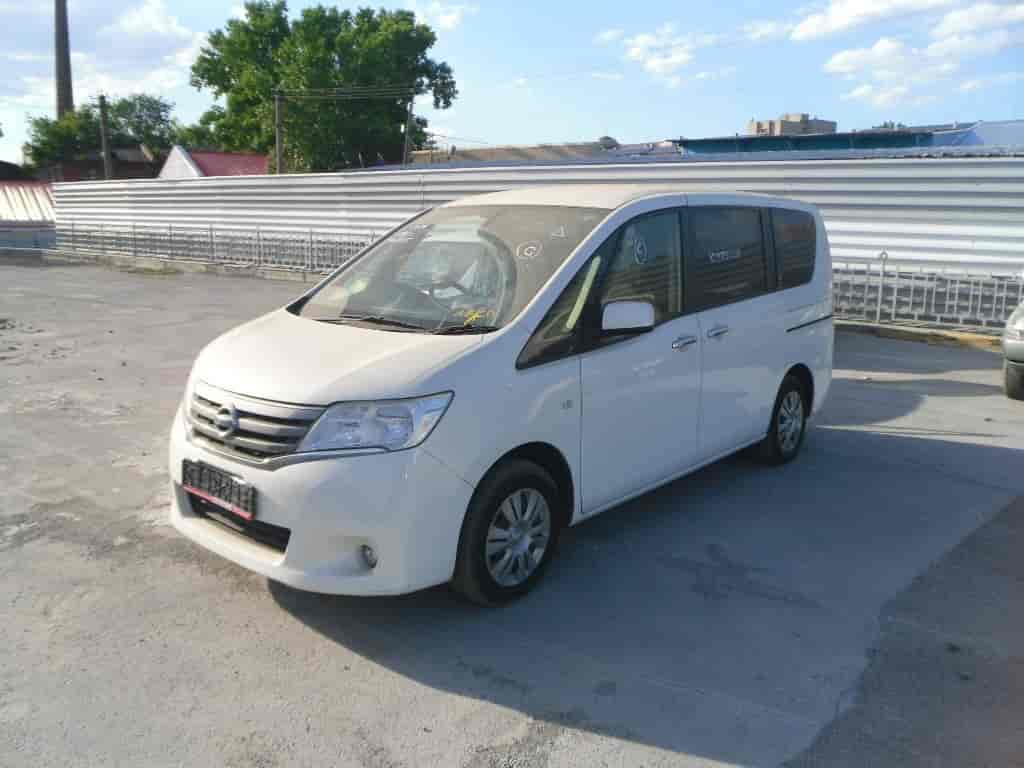 Nissan Serena 17