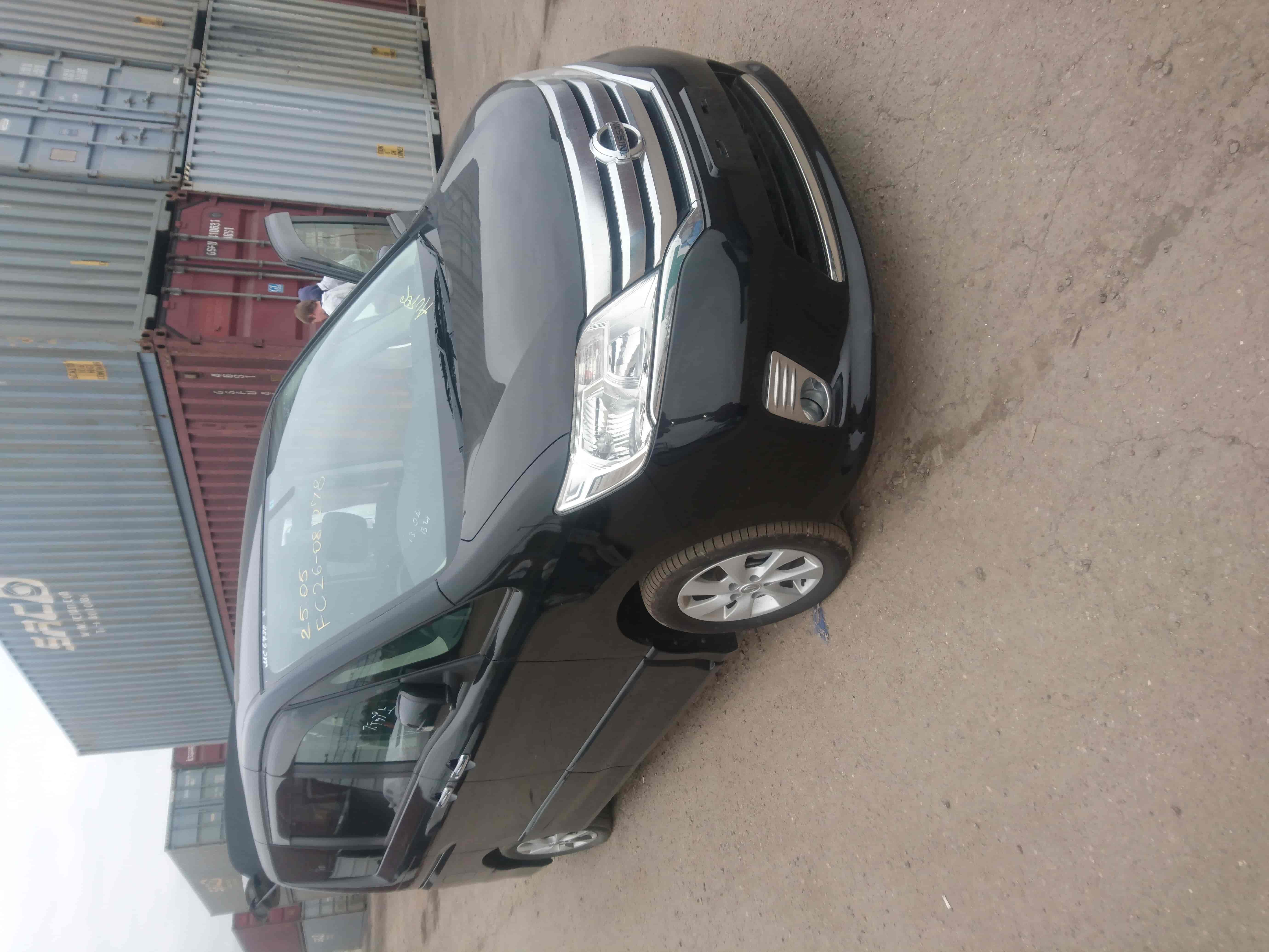 Nissan Serena 20