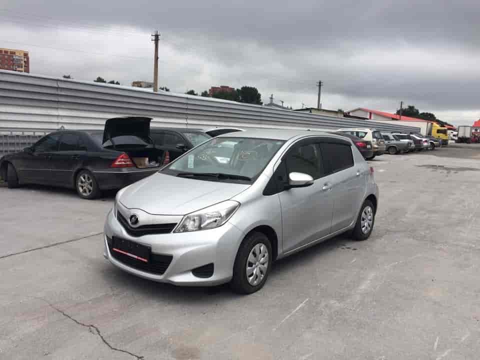 Toyota Vitz 7