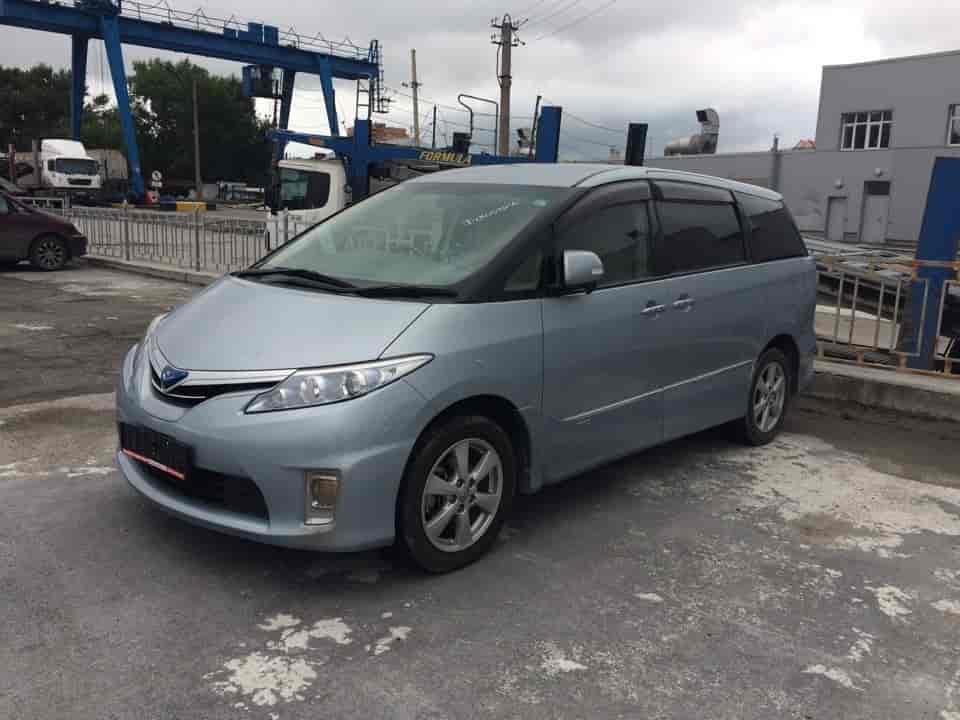 Toyota Estima 6