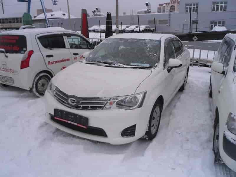 Toyota Corolla Axio 6
