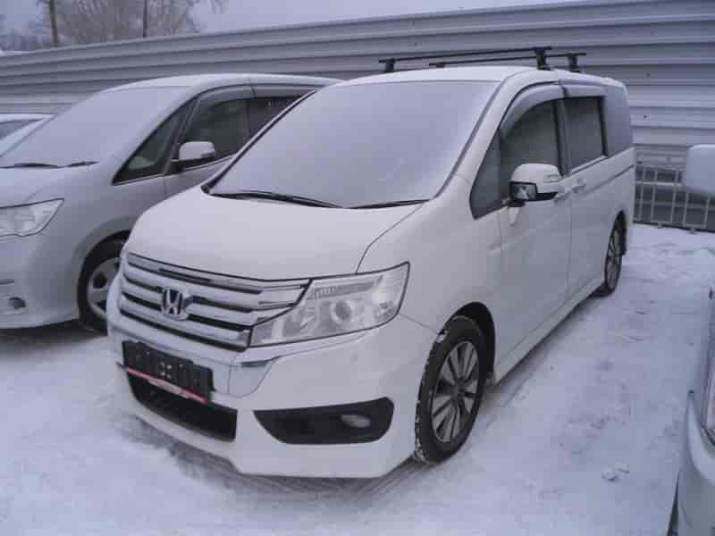Honda Stepwgn 19