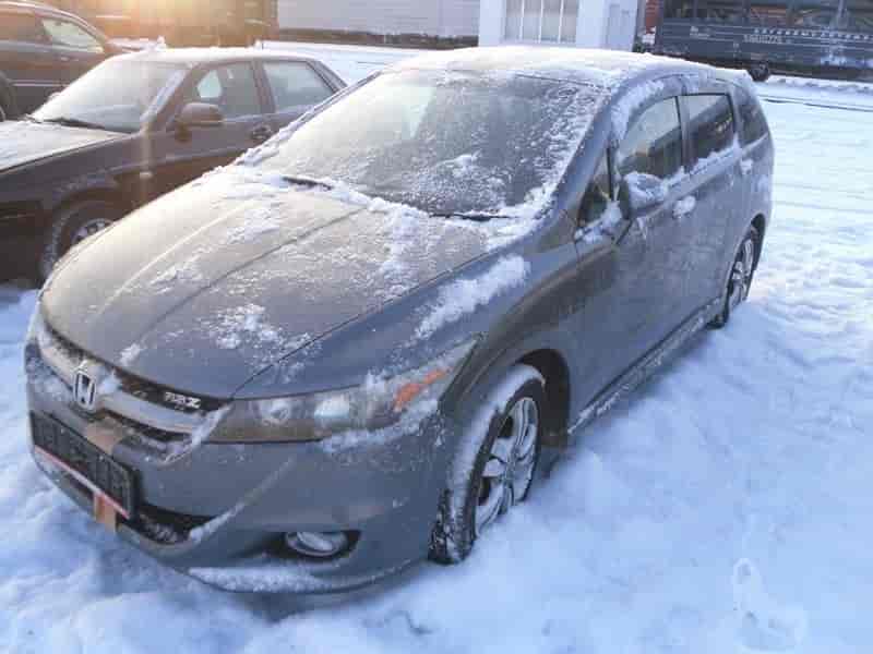 Honda Stream 18