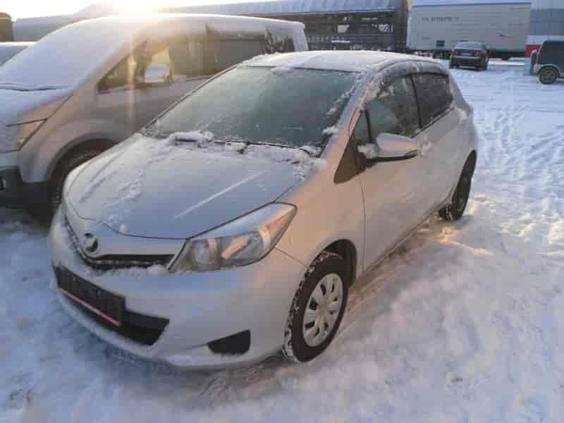 Toyota Vitz 12