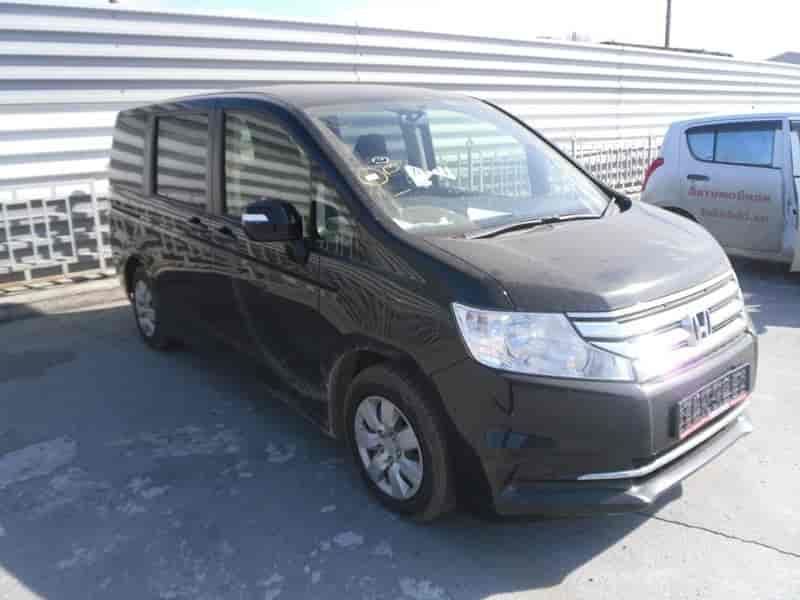 Honda Stepwgn 25